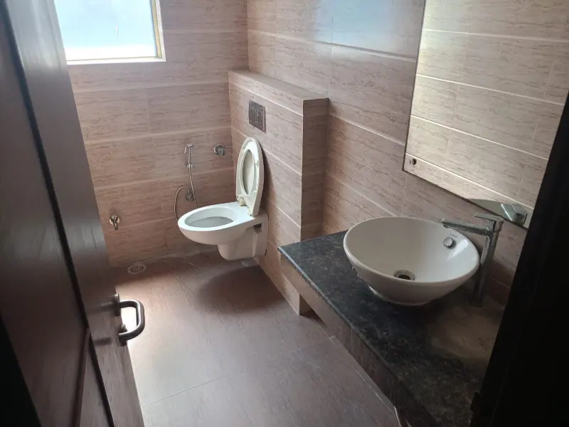 516972371_B 19 (7).webp